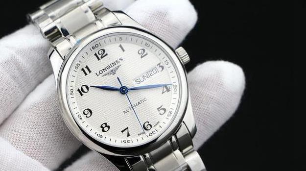如何保养浪琴手表使其更加长寿？