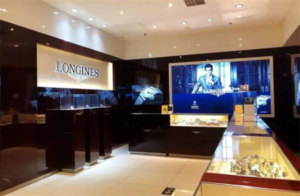 浪琴表的后盖是什么样的